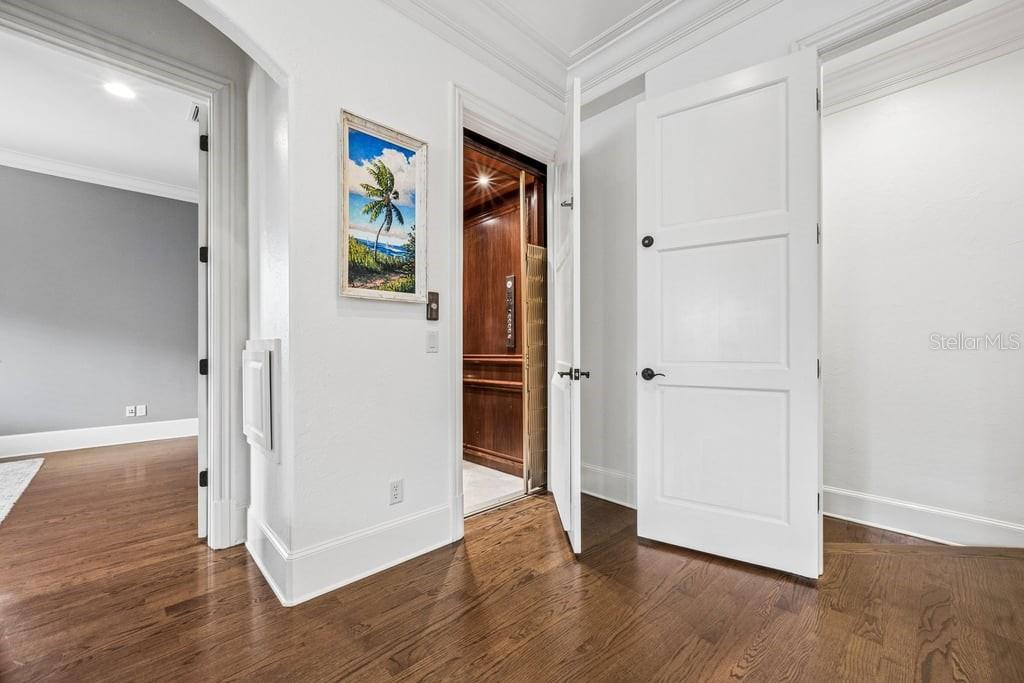 COMSTOCK PARK - Residential