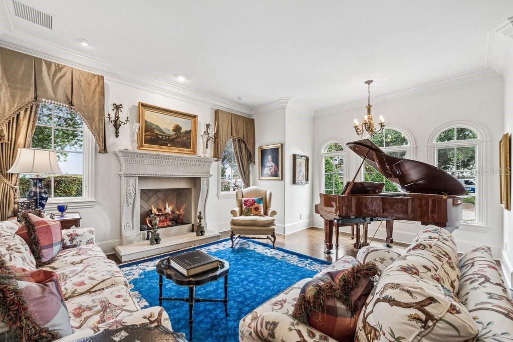 COMSTOCK PARK - Residential