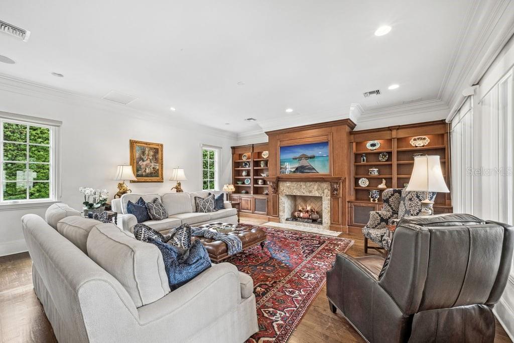 COMSTOCK PARK - Residential
