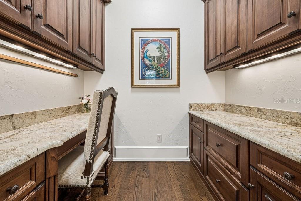 COMSTOCK PARK - Residential