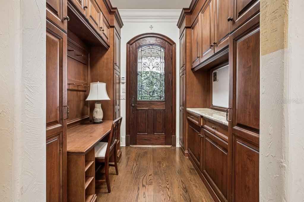 COMSTOCK PARK - Residential