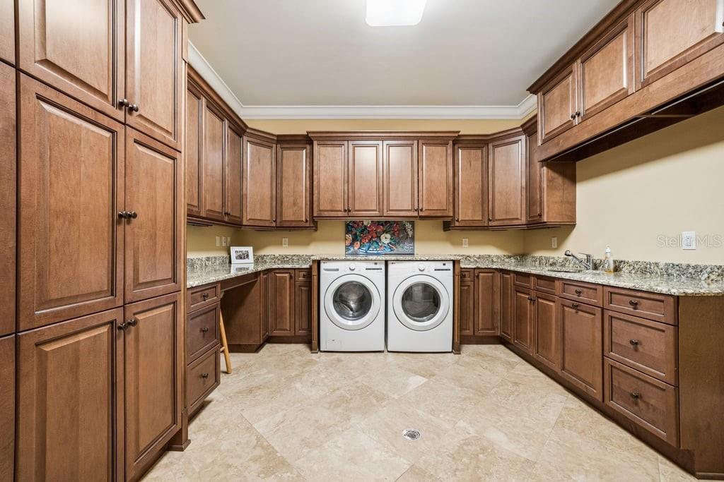 COMSTOCK PARK - Residential