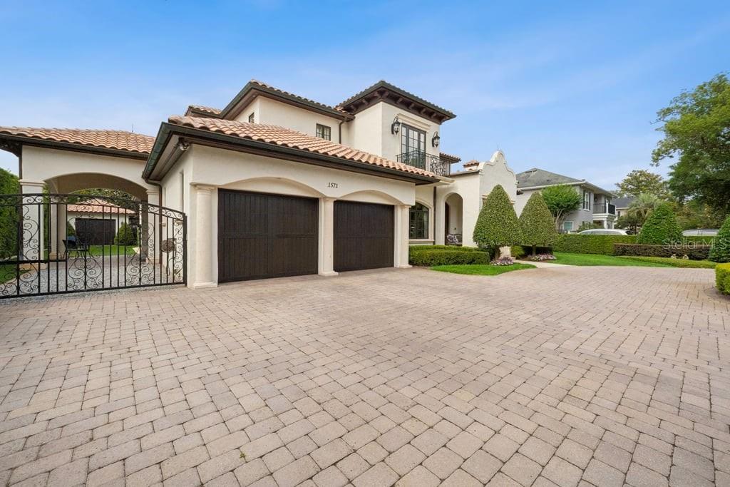 COMSTOCK PARK - Residential