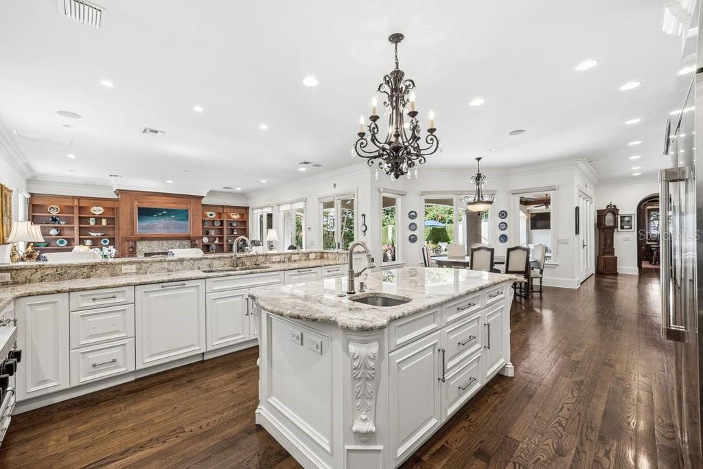COMSTOCK PARK - Residential