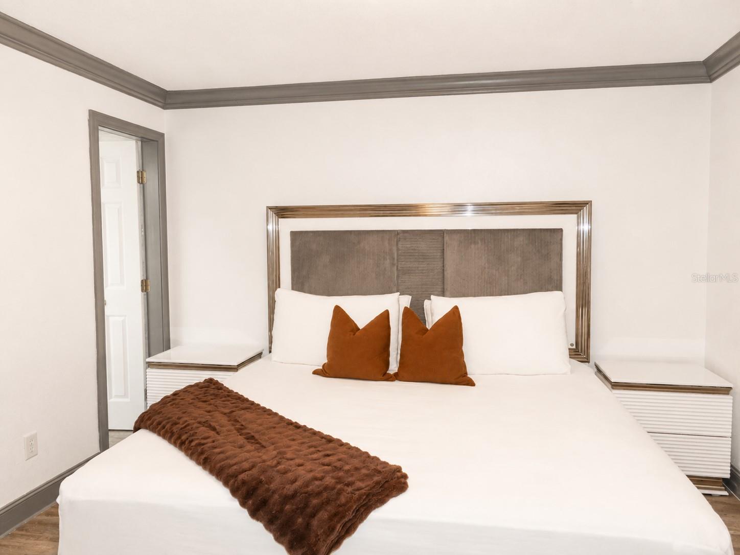 OUTLOOK VILLAGE CONDO - Residential