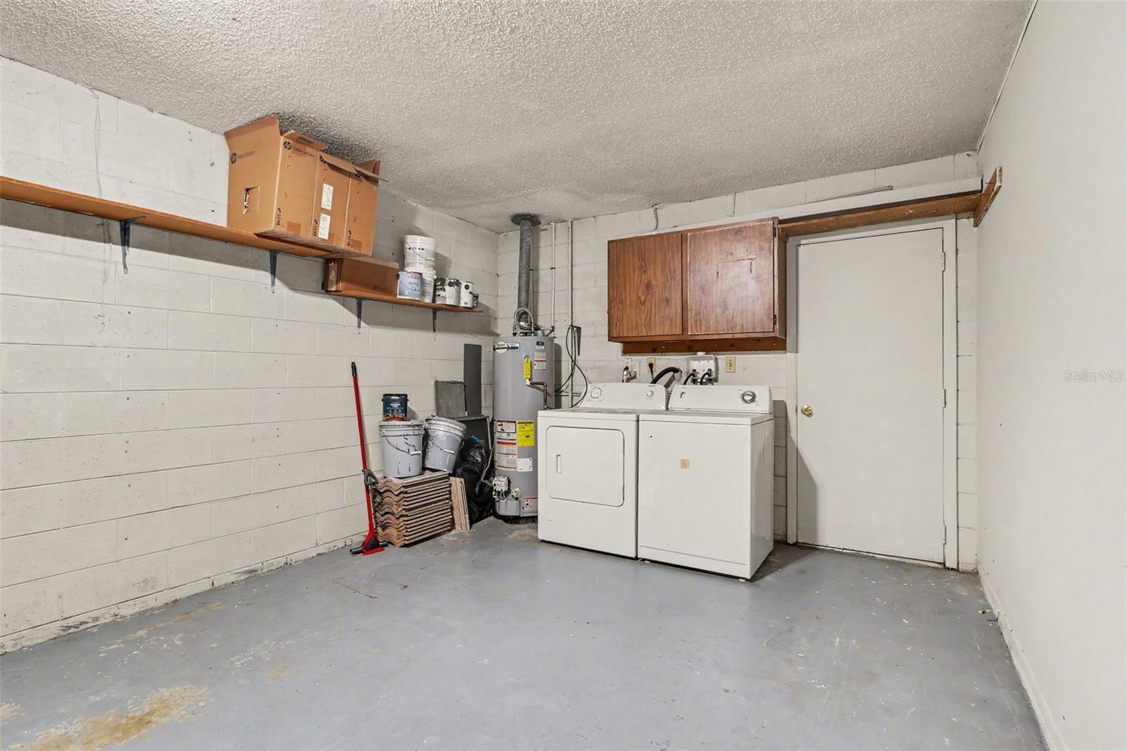 LIME TREE VILLAGE - Residential Lease