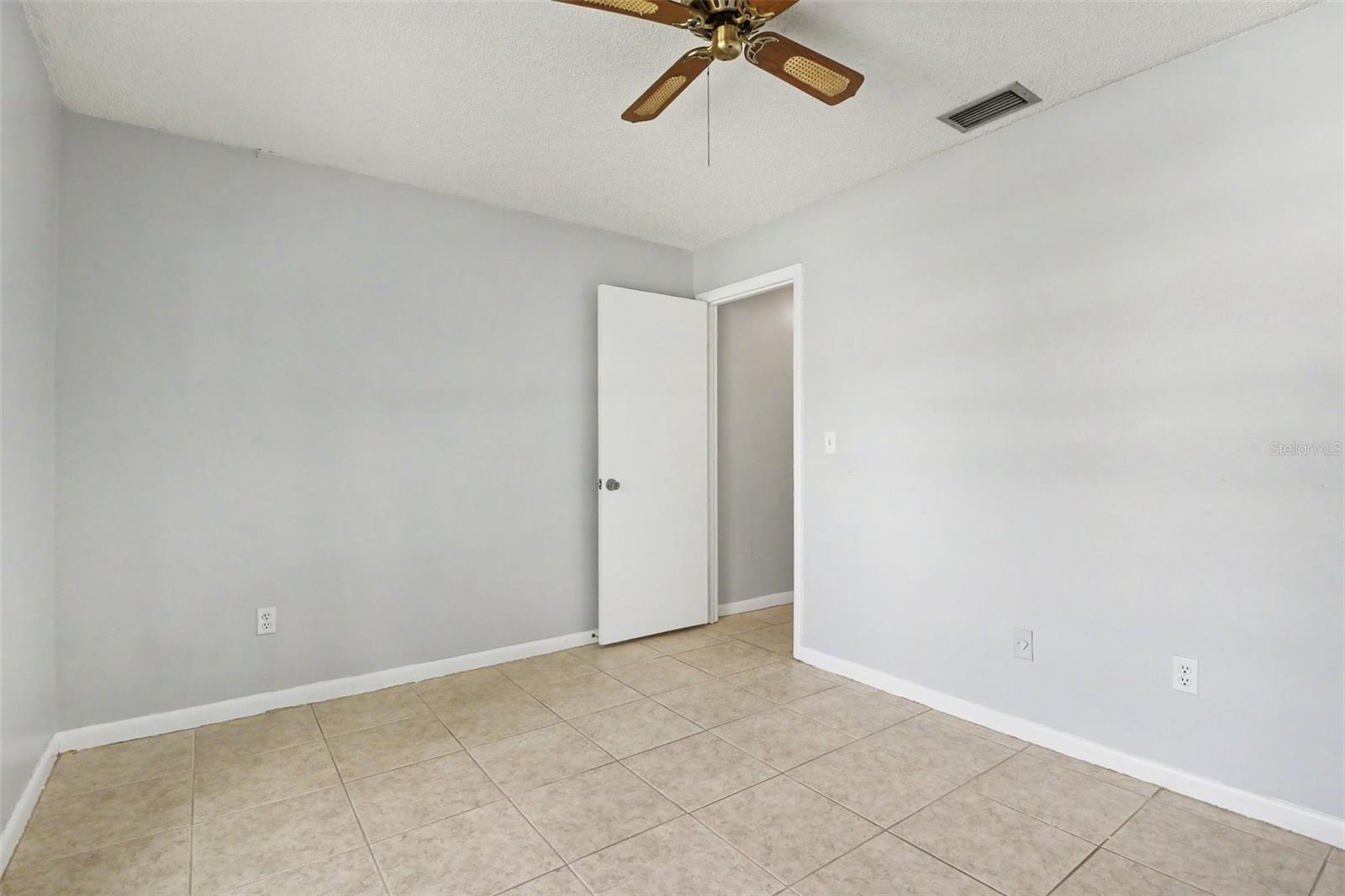 LIME TREE VILLAGE - Residential Lease
