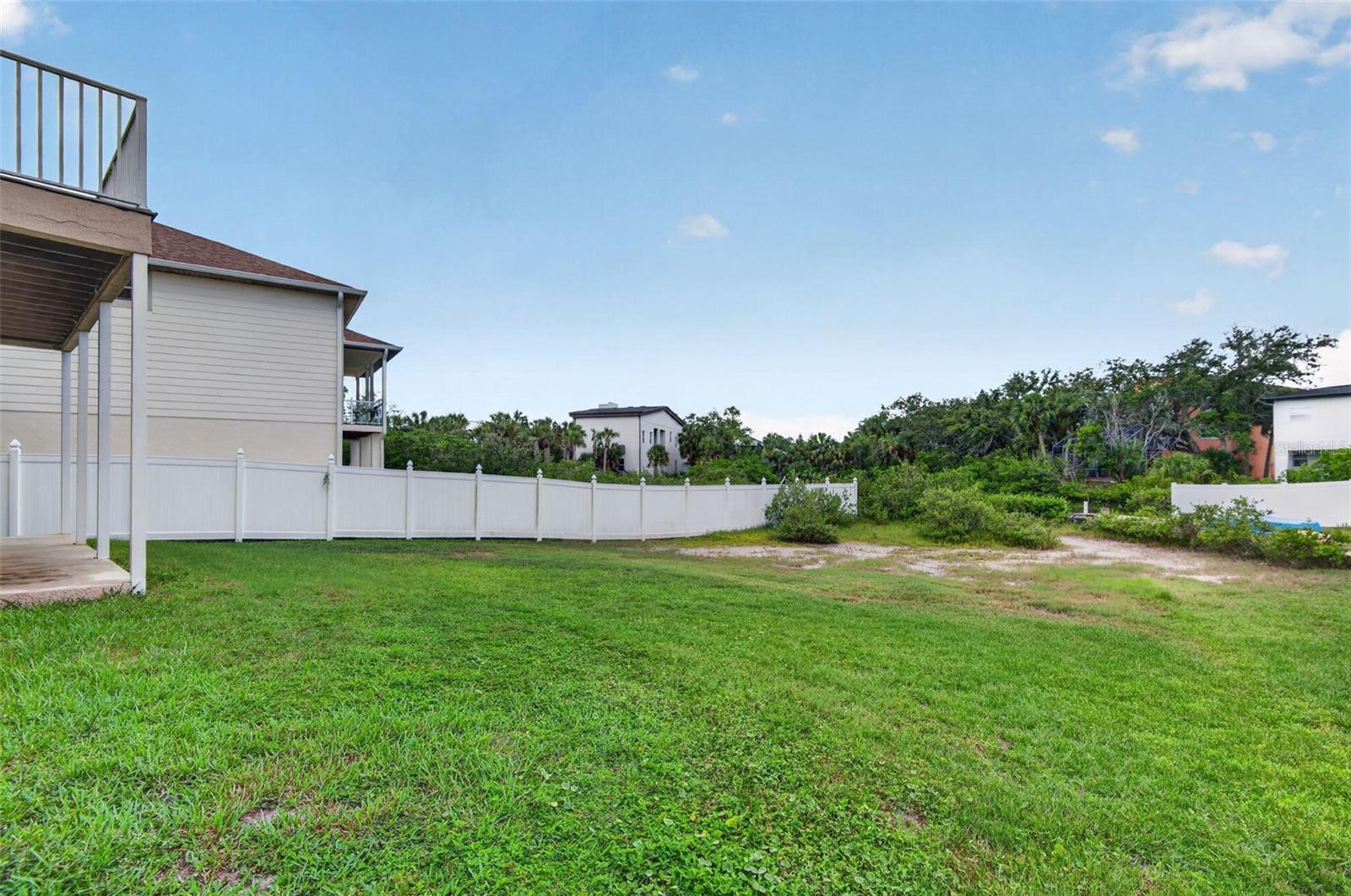 OYSTER BAYOU - Residential