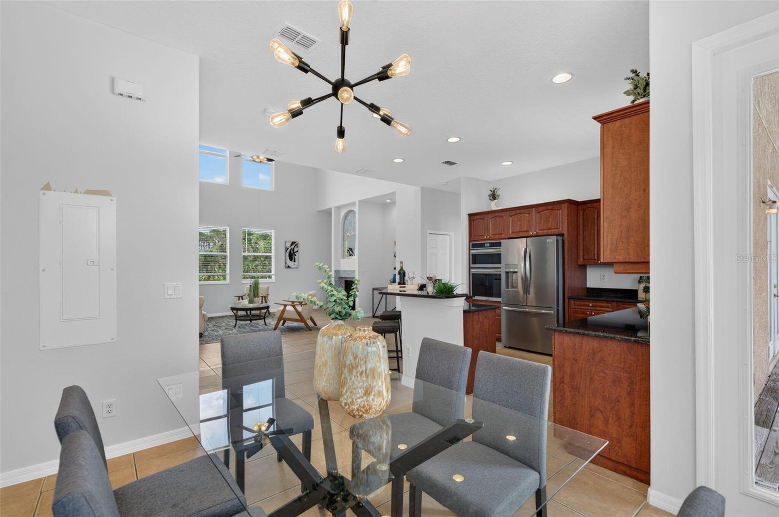OYSTER BAYOU - Residential