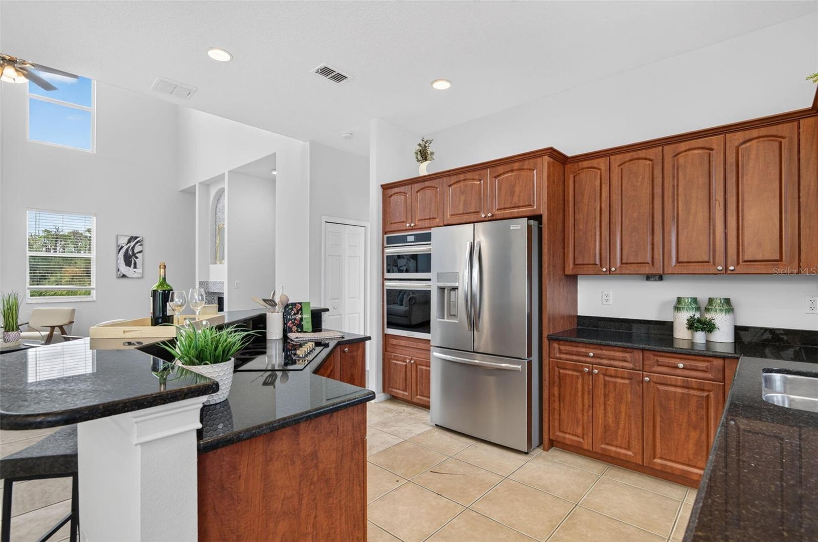 OYSTER BAYOU - Residential