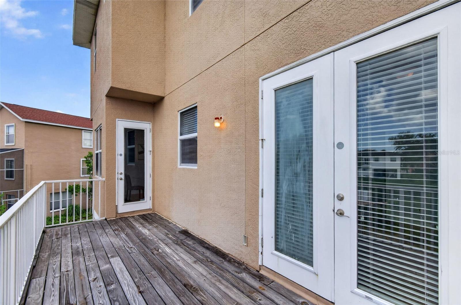 OYSTER BAYOU - Residential