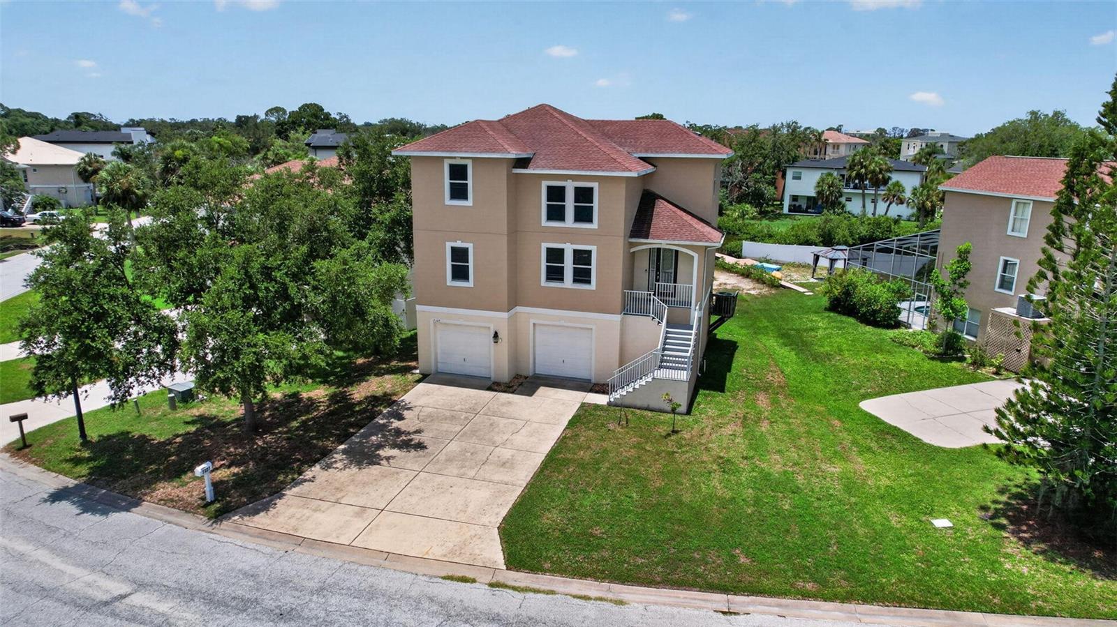 OYSTER BAYOU - Residential