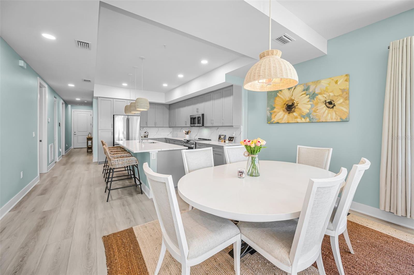 RESIDENCES AT TOWN CENTER CONDO - Residential