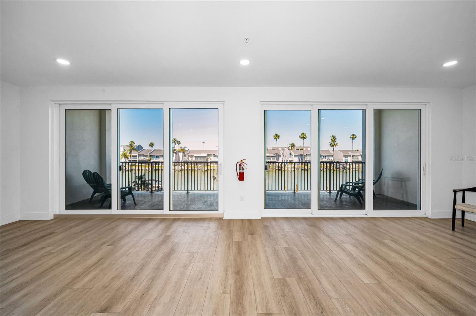 RESIDENCES AT TOWN CENTER CONDO - Residential