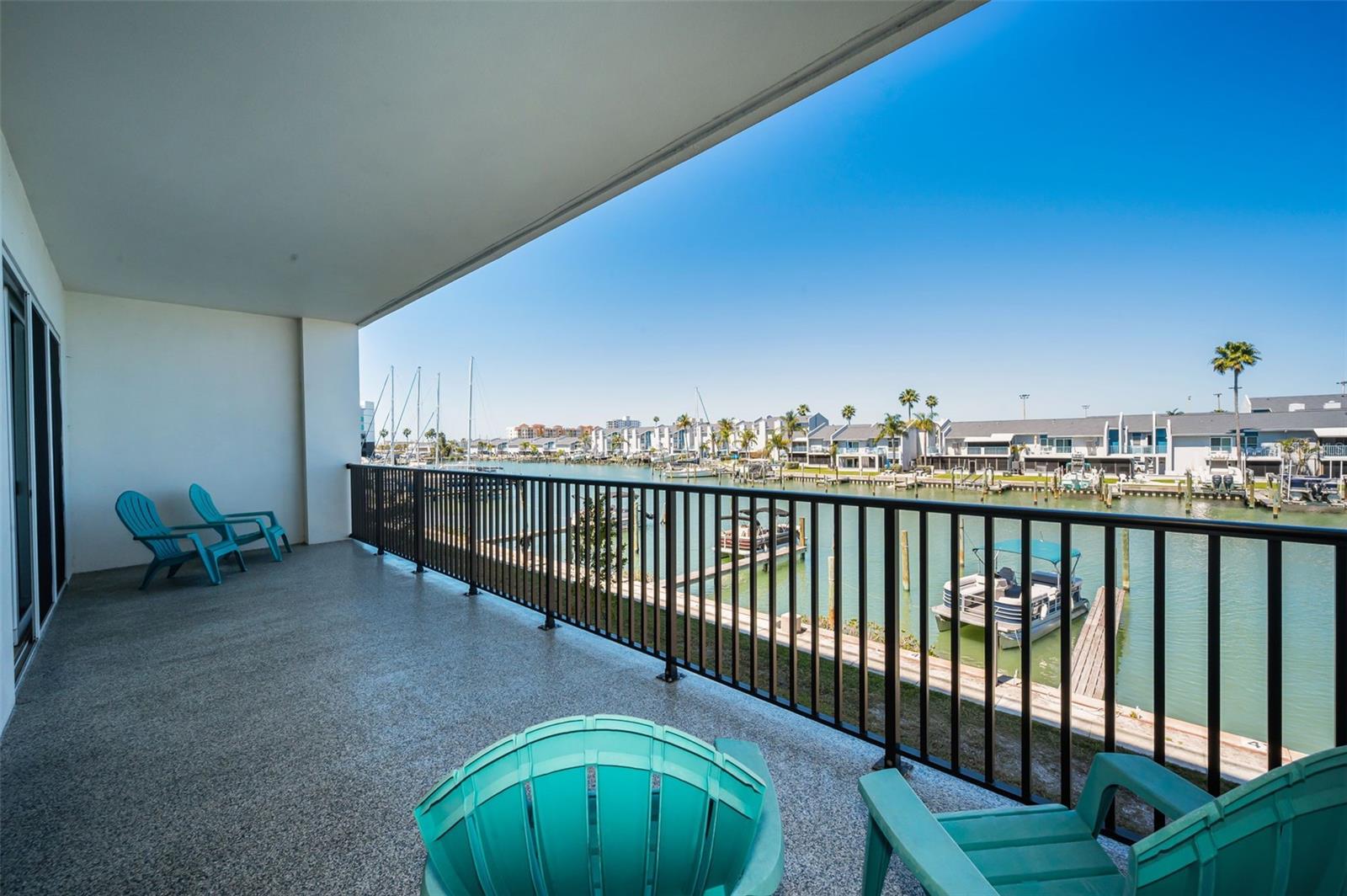 RESIDENCES AT TOWN CENTER CONDO - Residential