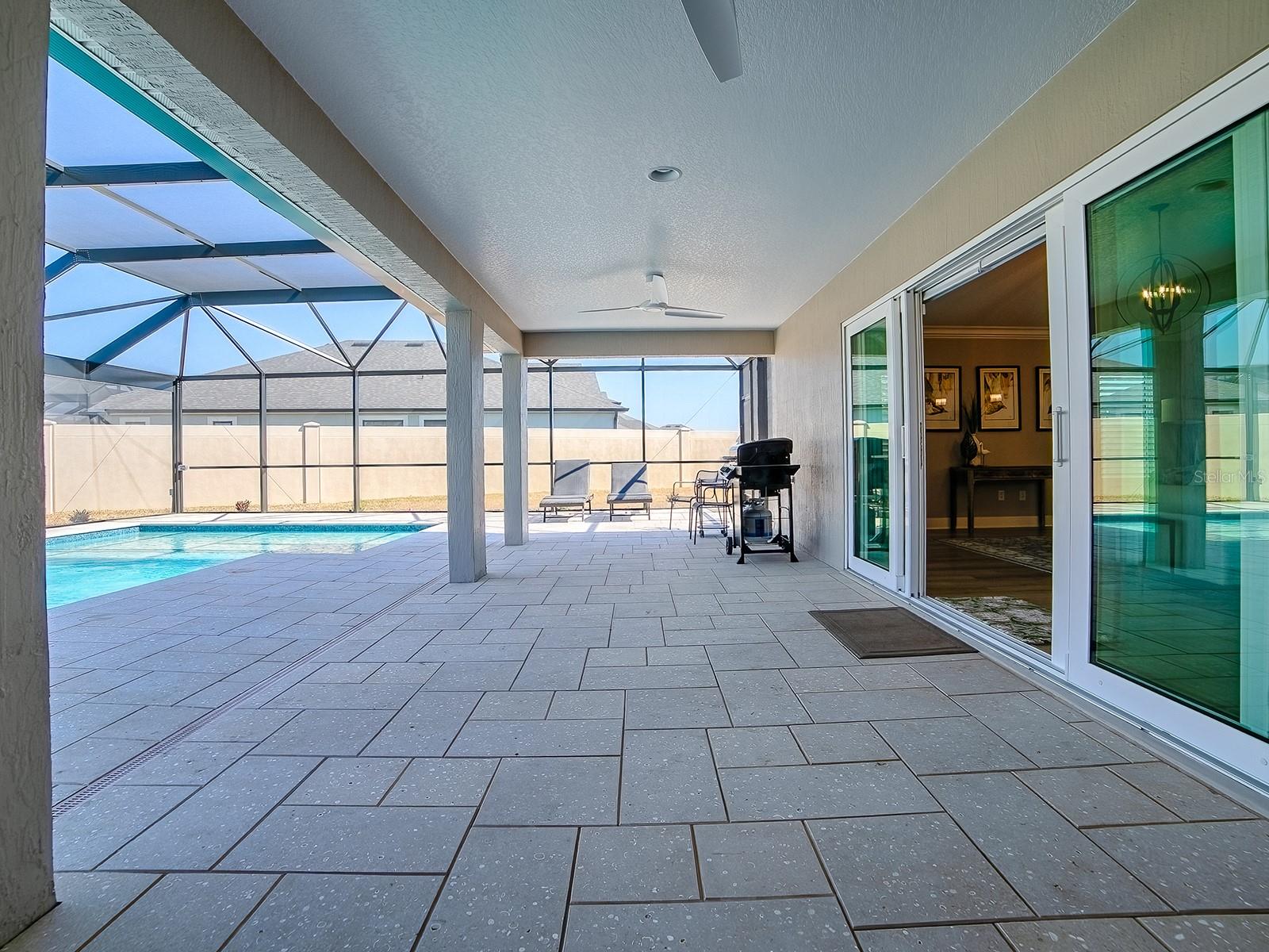VILLAGES/SOUTHERN OAKS UN 206 - Residential
