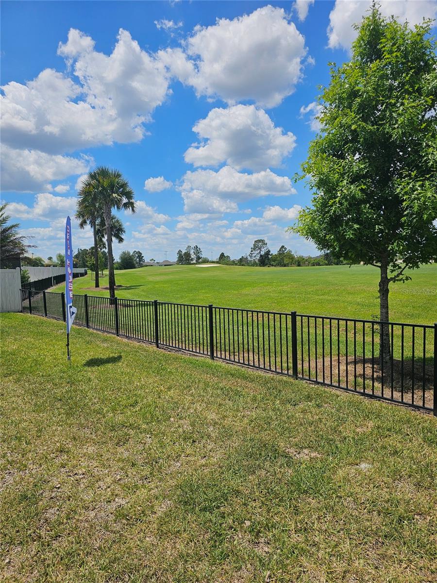 VILLAGES/SOUTHERN OAKS UN 206 - Residential