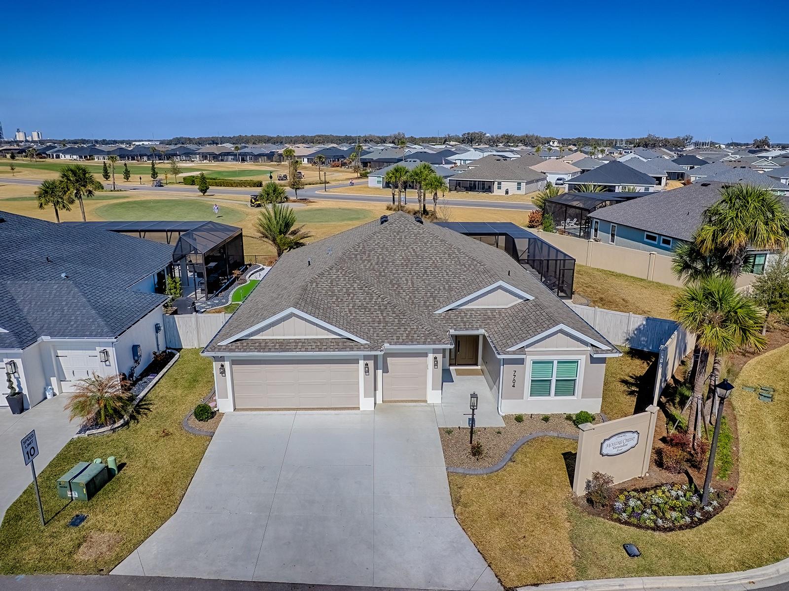 VILLAGES/SOUTHERN OAKS UN 206 - Residential