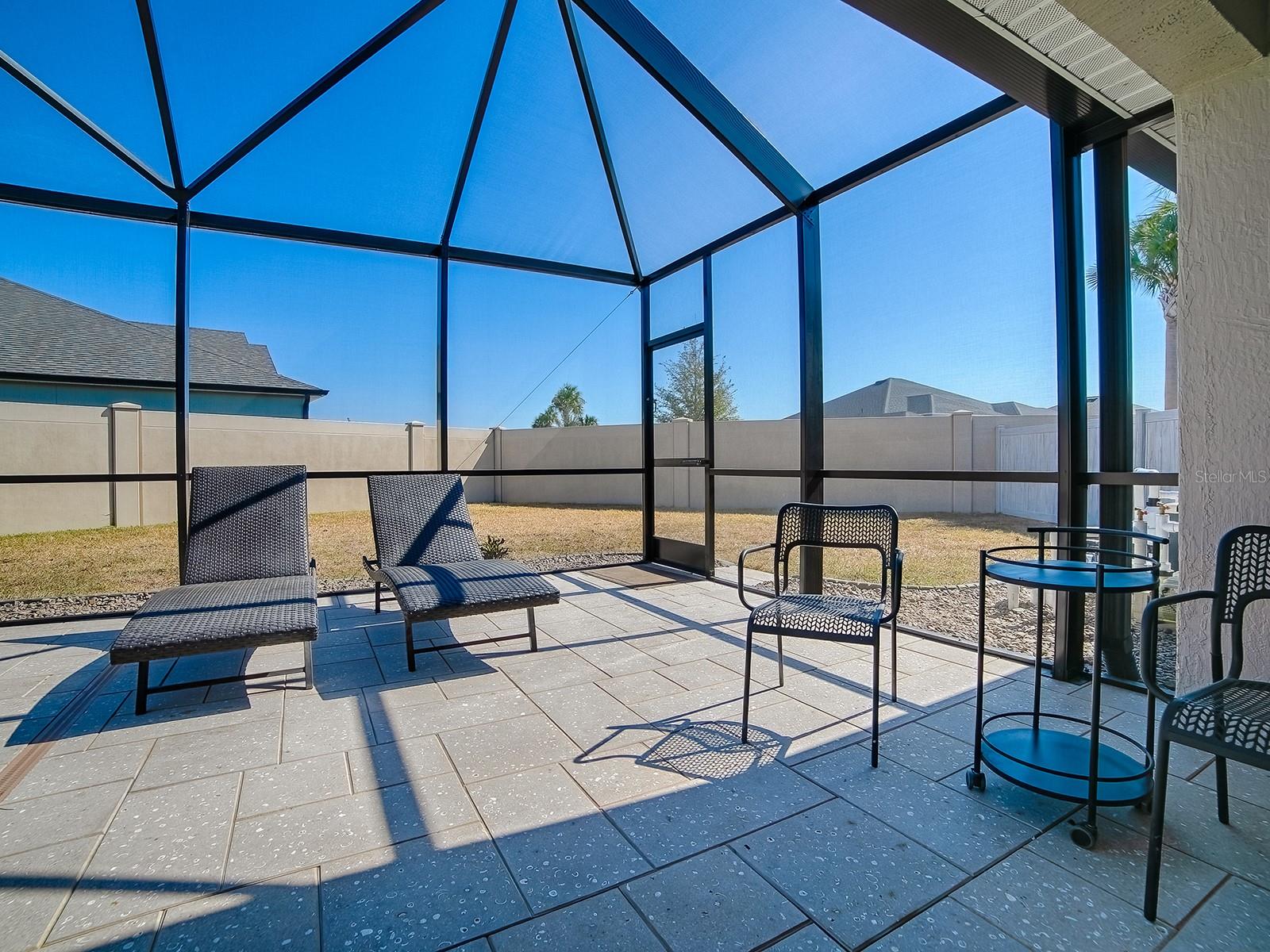 VILLAGES/SOUTHERN OAKS UN 206 - Residential