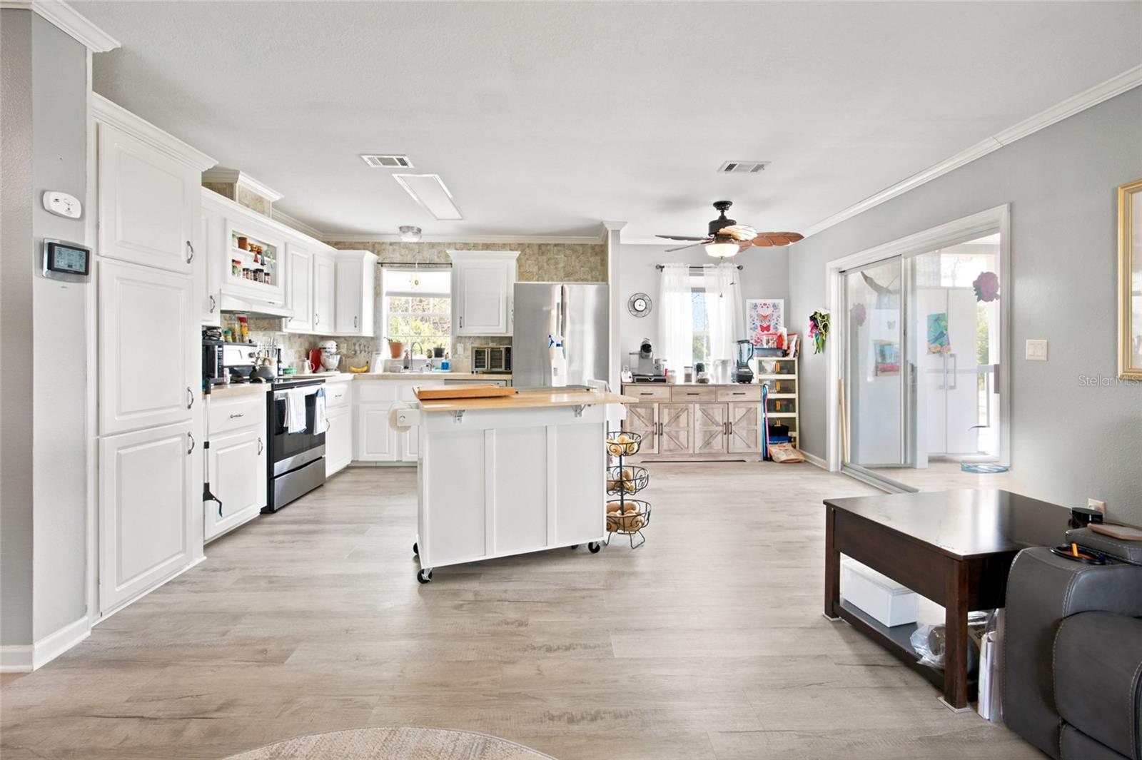 WILLISTON HIGHLANDS UN 5 - Residential