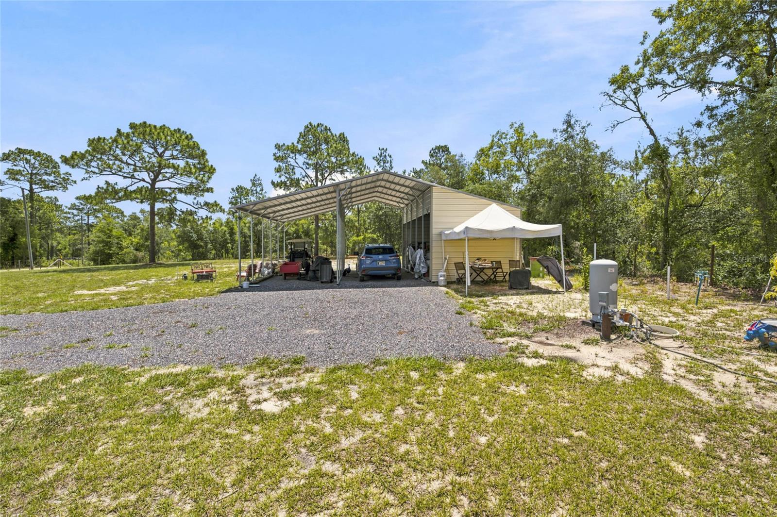 WILLISTON HIGHLANDS UN 5 - Residential