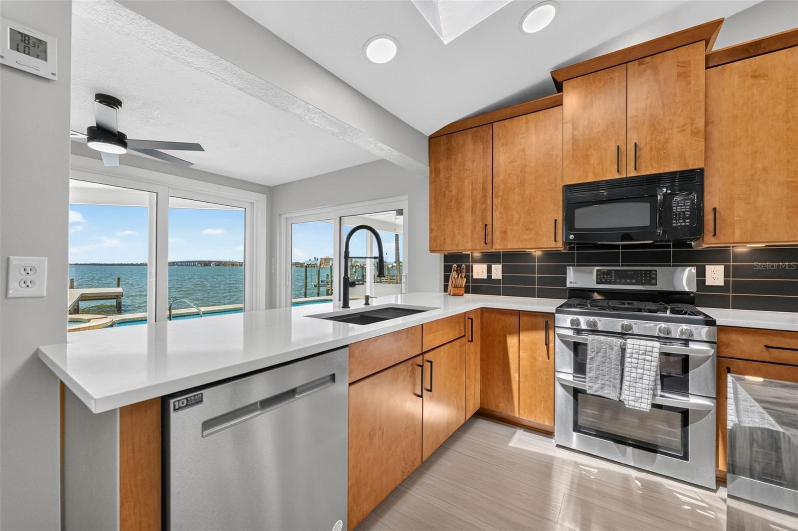 PINELLAS POINT SKYVIEW SHORES 4TH ADD - Residential