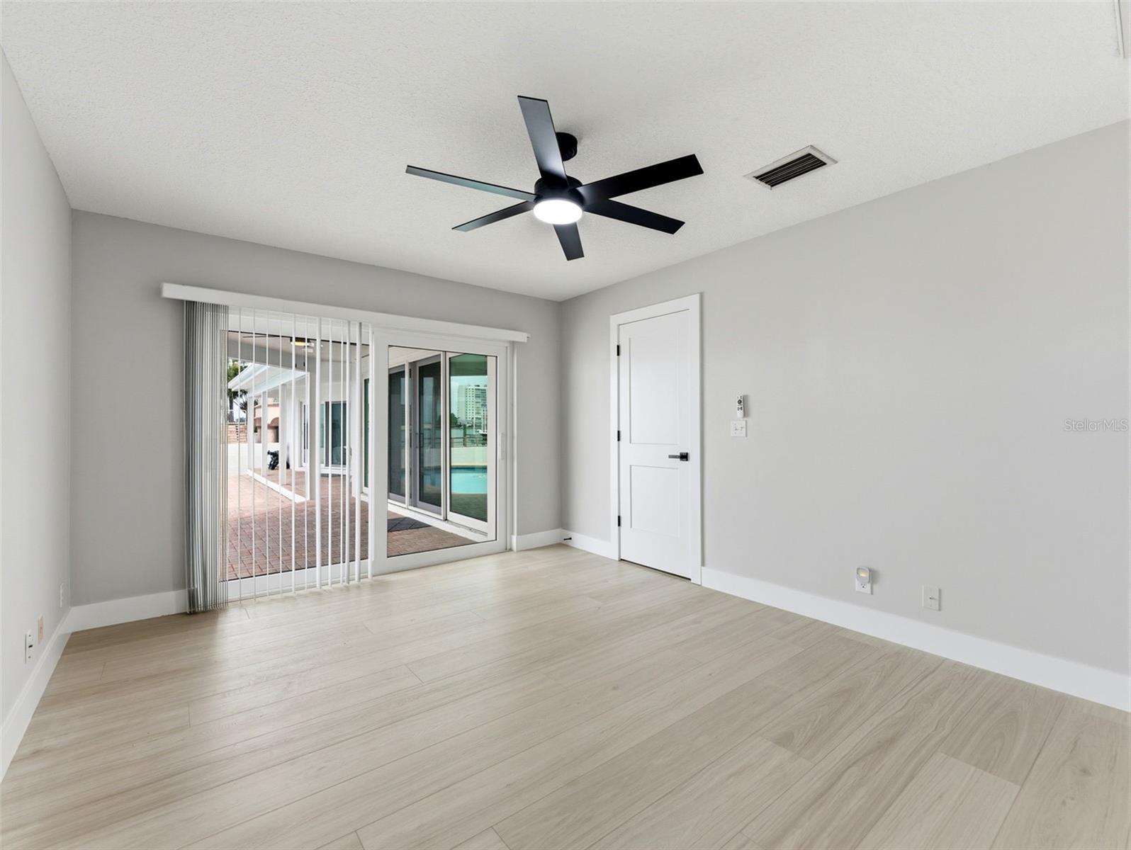 PINELLAS POINT SKYVIEW SHORES 4TH ADD - Residential