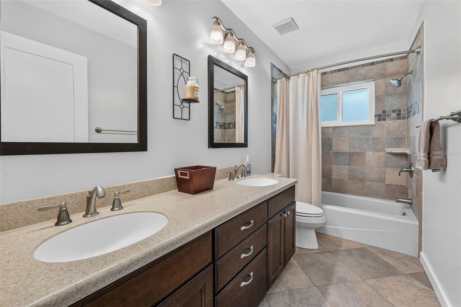 PINELLAS POINT SKYVIEW SHORES 4TH ADD - Residential