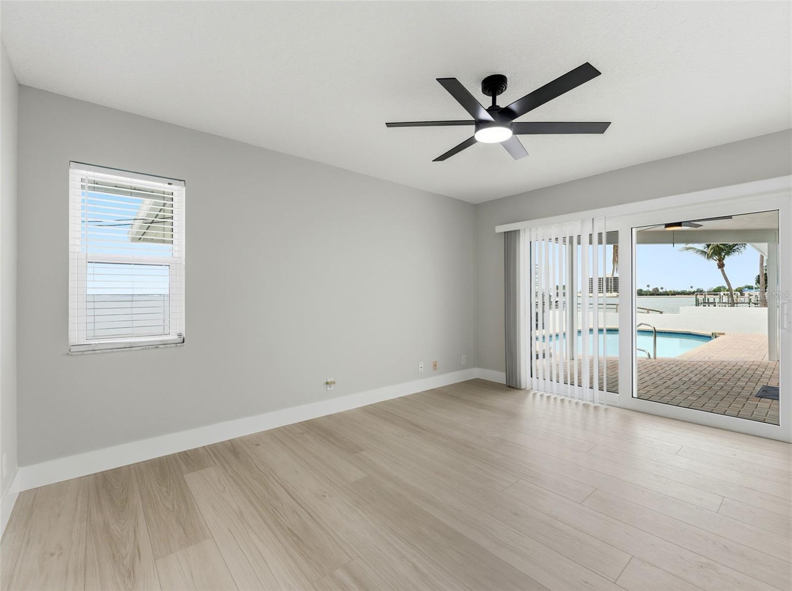 PINELLAS POINT SKYVIEW SHORES 4TH ADD - Residential