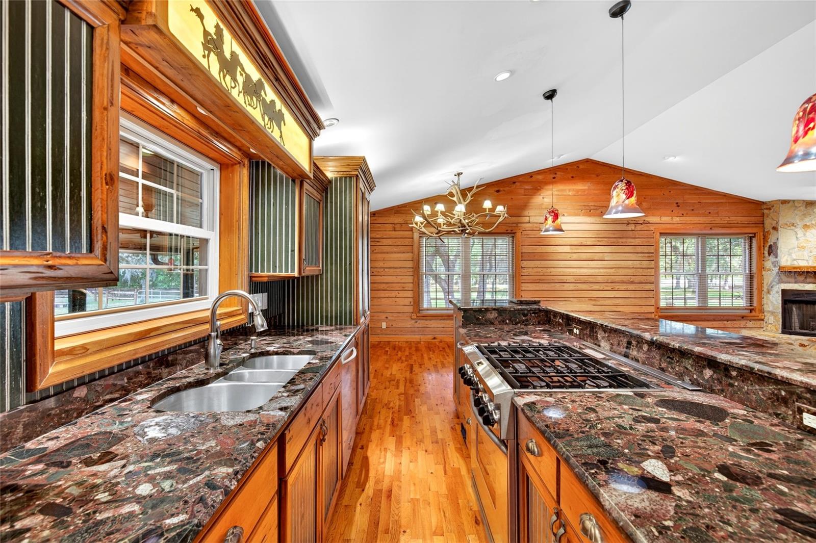 FOX GROVE FARMS - Residential