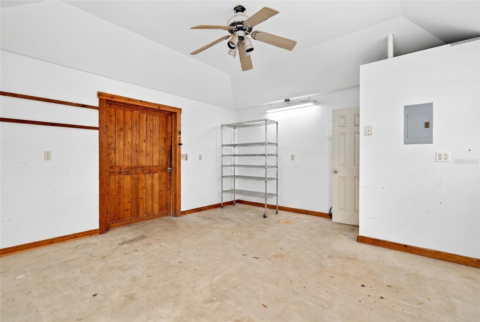 FOX GROVE FARMS - Residential