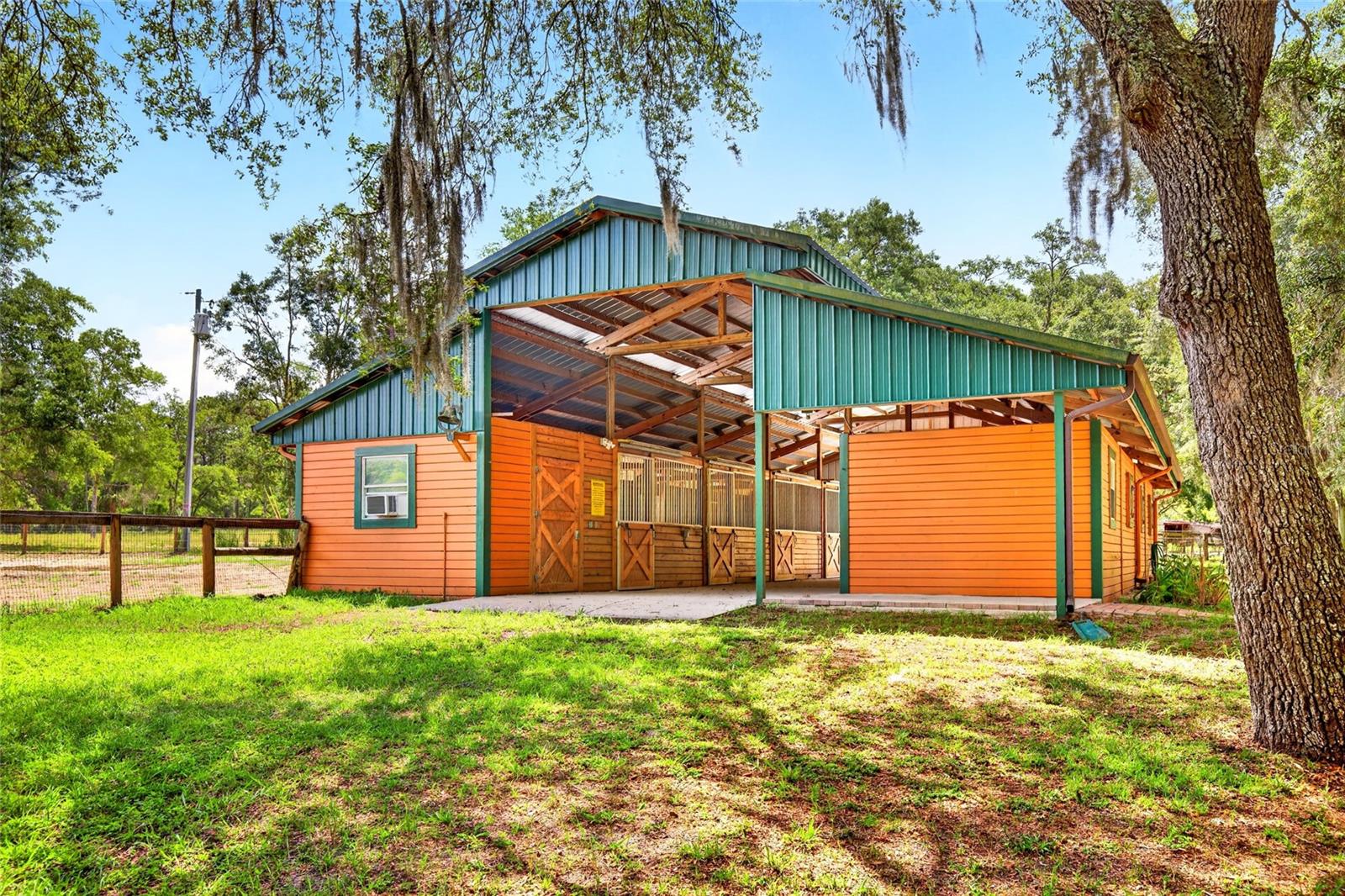 FOX GROVE FARMS - Residential