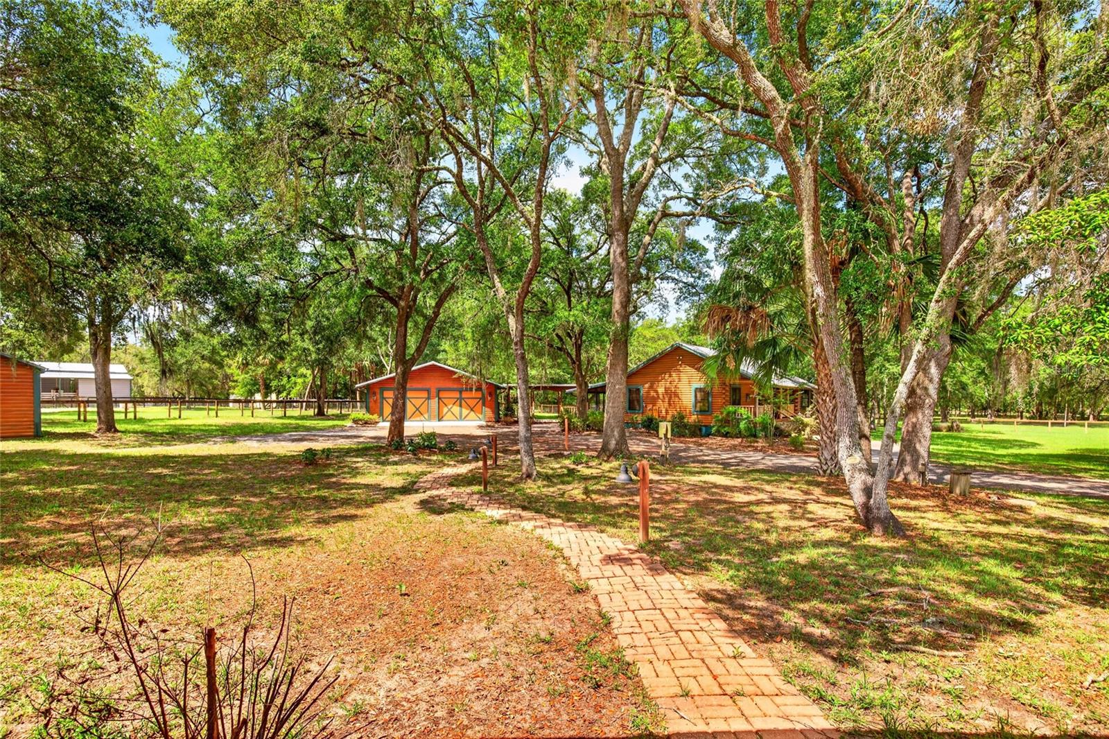 FOX GROVE FARMS - Residential
