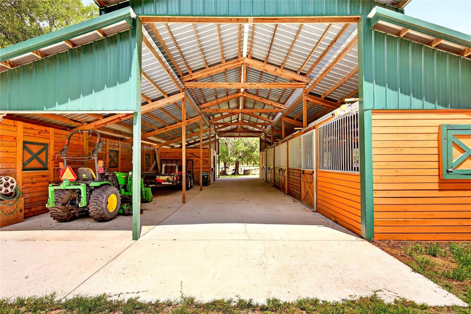 FOX GROVE FARMS - Residential