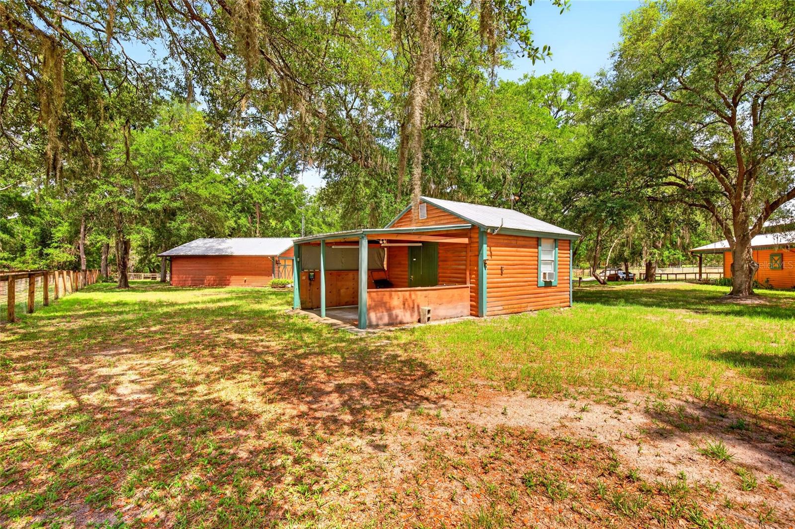 FOX GROVE FARMS - Residential