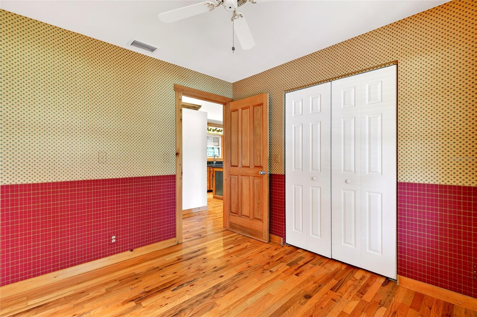 FOX GROVE FARMS - Residential