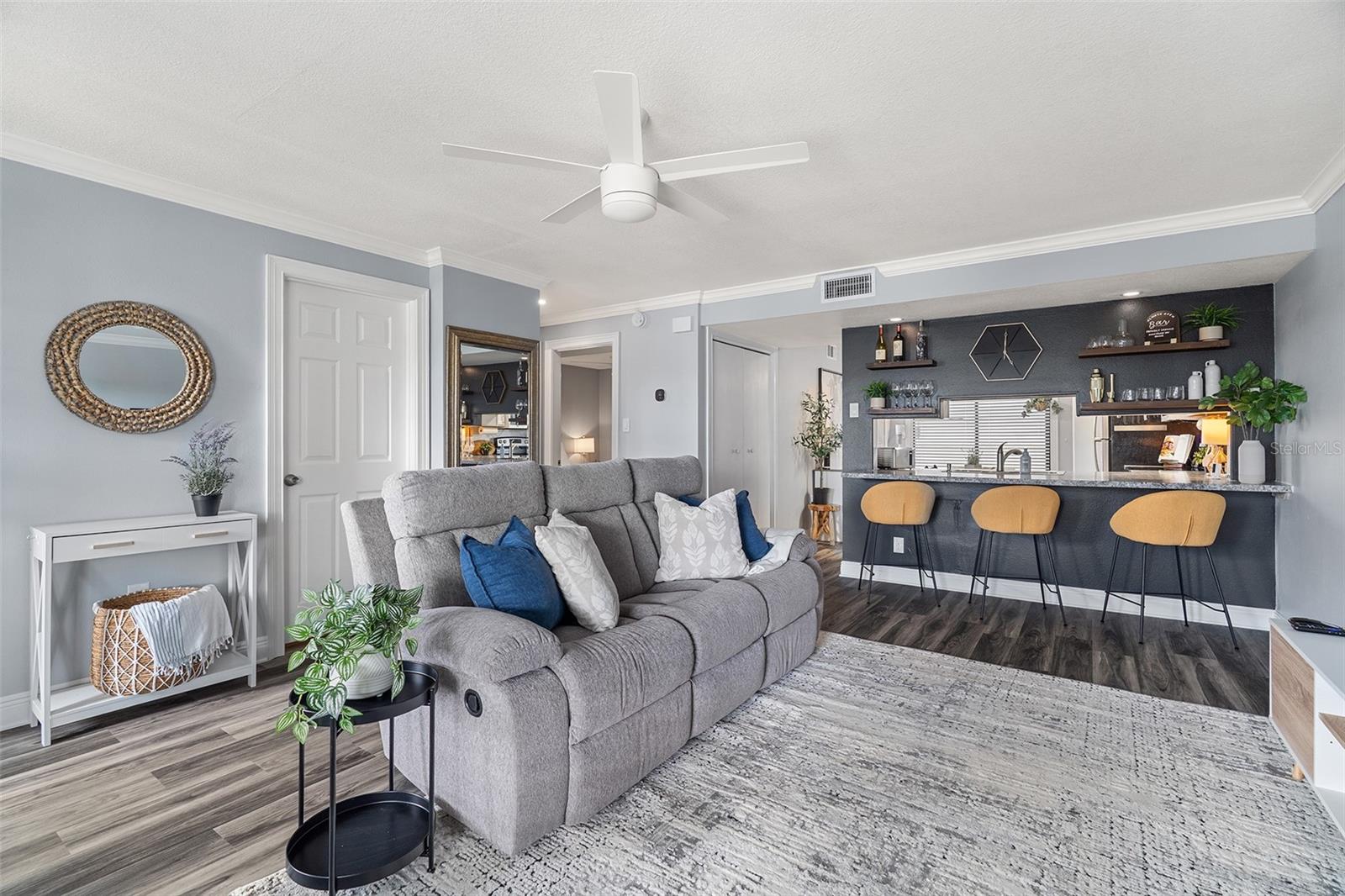 CANAVERAL BAY CONDO PH VII - Residential