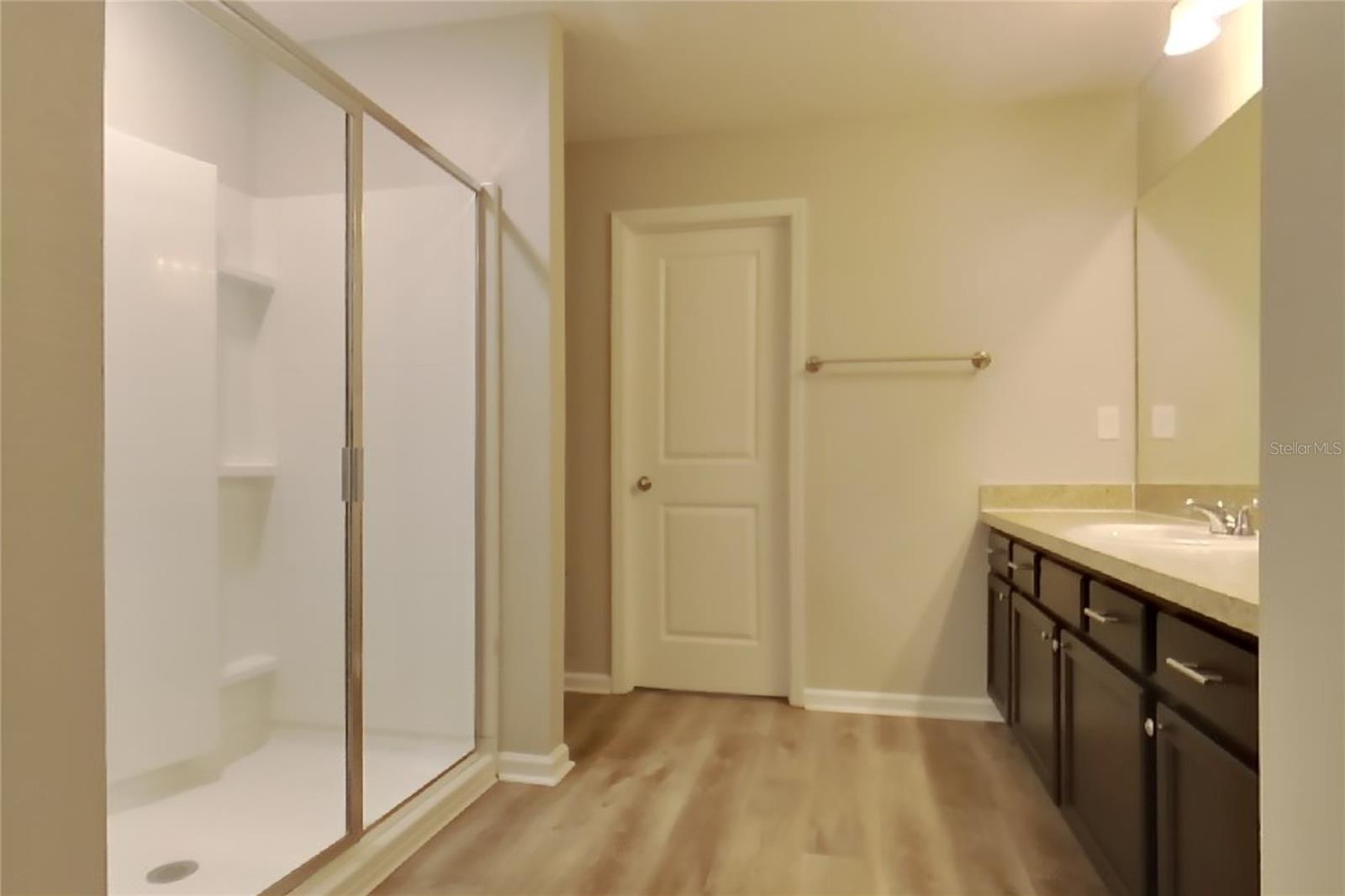 SHEARWATER ESTATES - Residential Lease