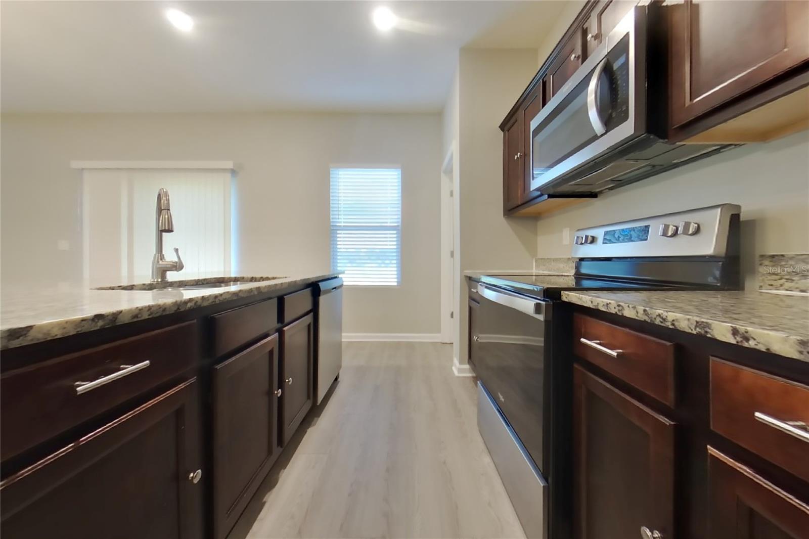 SHEARWATER ESTATES - Residential Lease