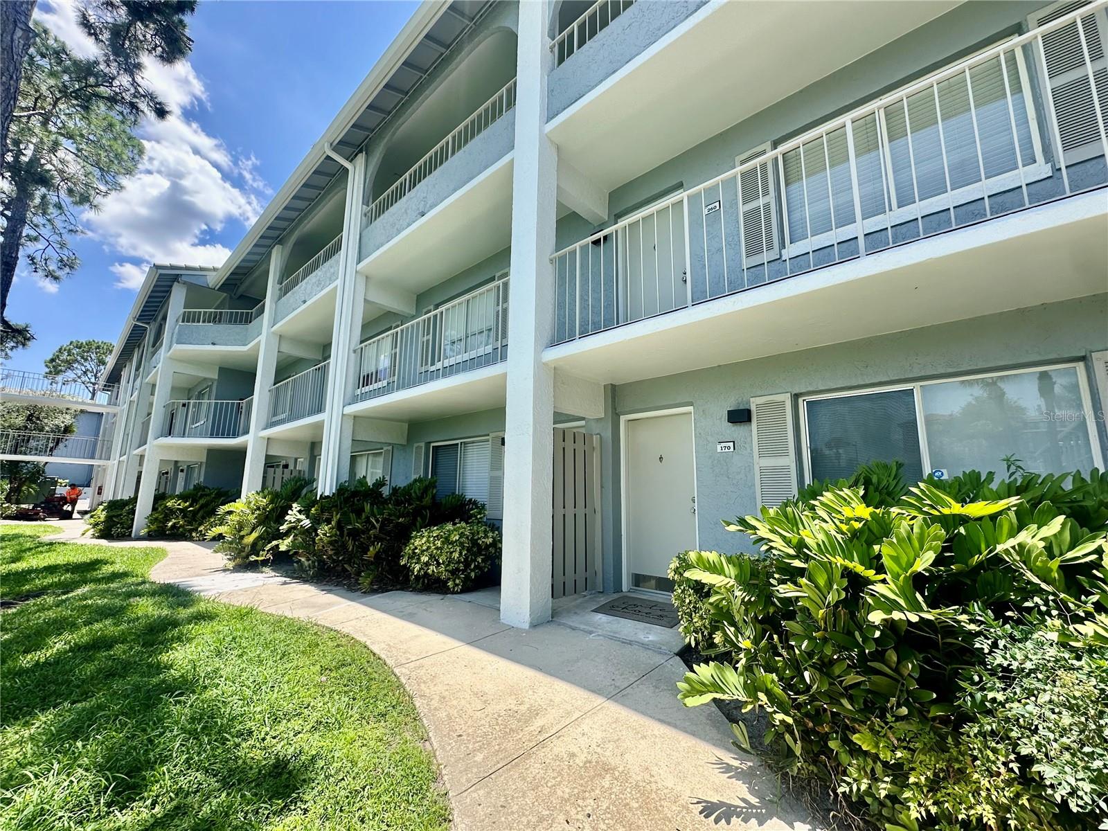 WATERSIDE AT CRANES ROOST A CONDO COMMUNITY - Residential