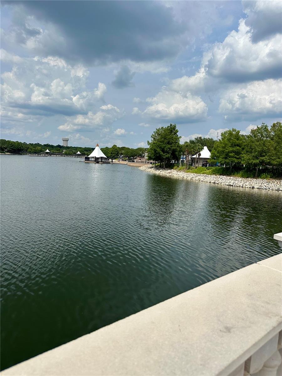 WATERSIDE AT CRANES ROOST A CONDO COMMUNITY - Residential