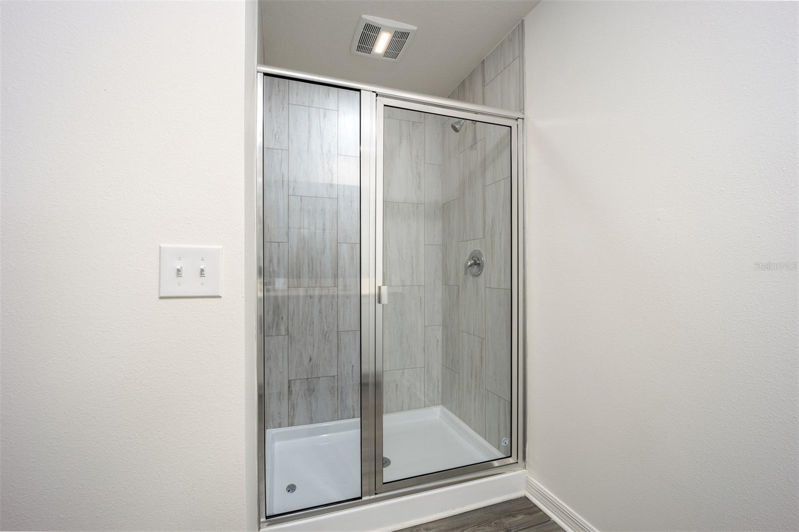 SOL VISTA - Residential Lease