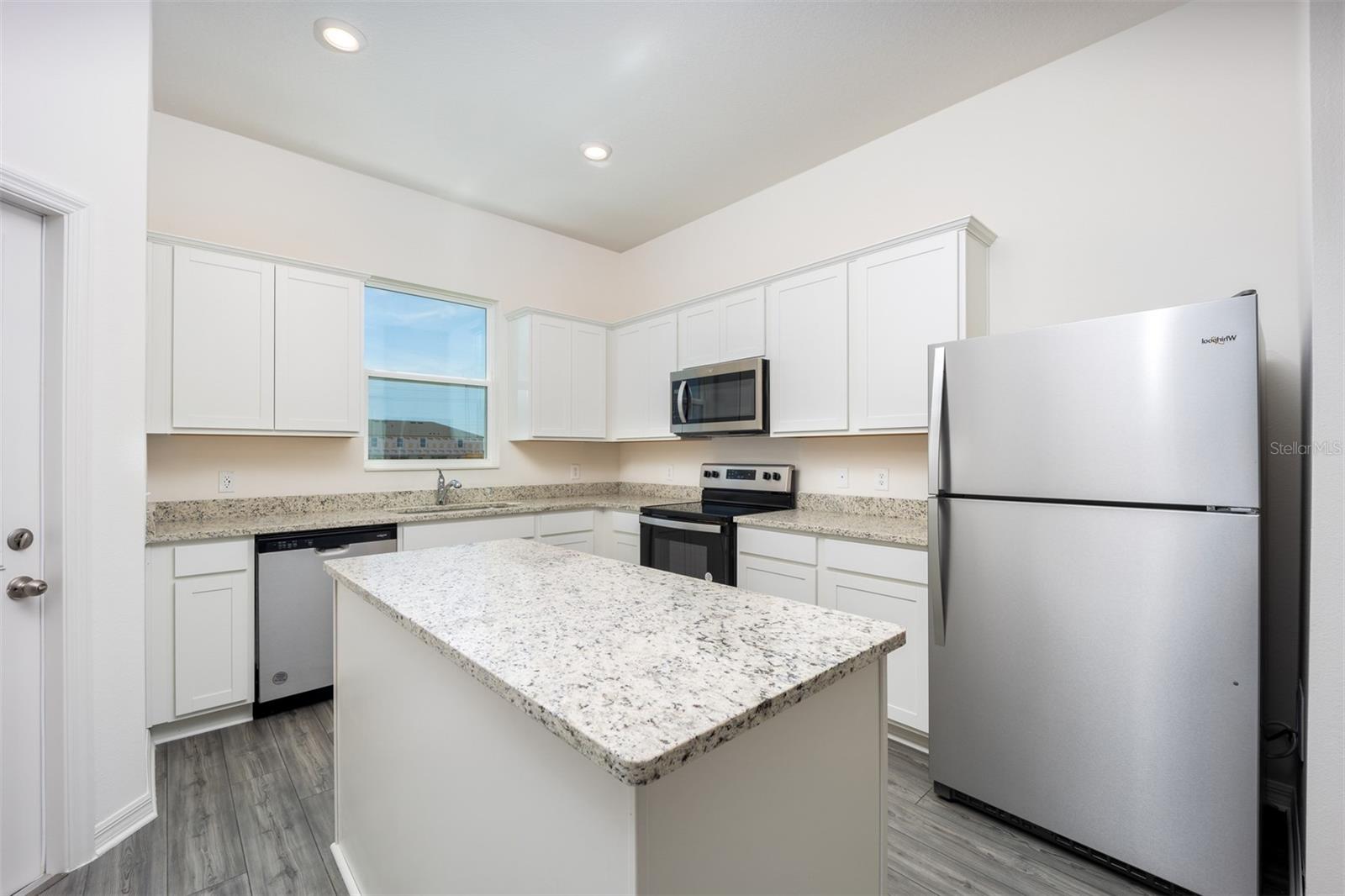 SOL VISTA - Residential Lease