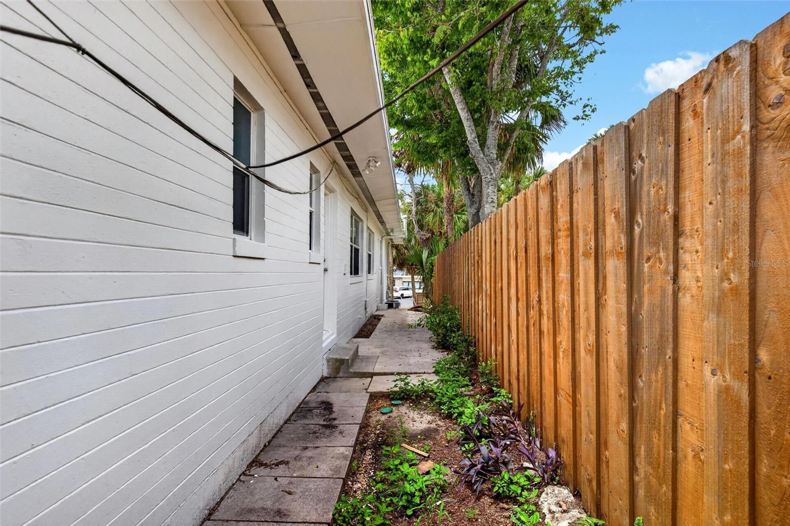 ESTATE DAYTONA - Residential Income