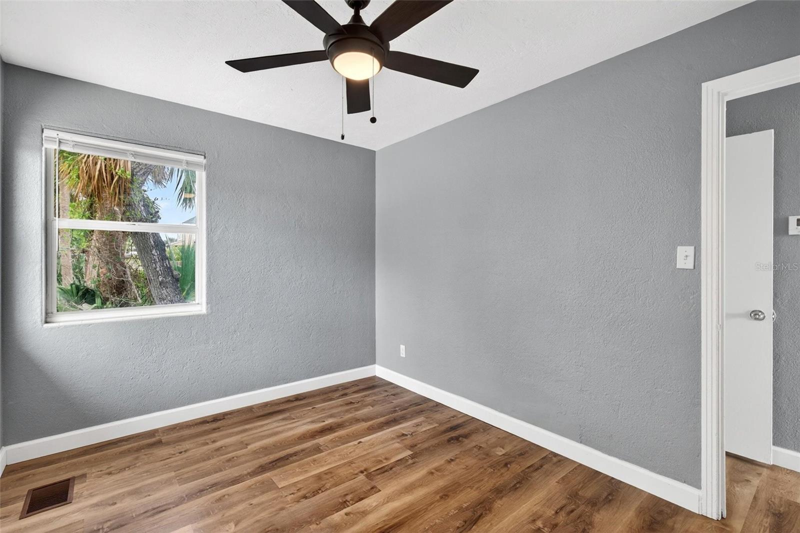 ESTATE DAYTONA - Residential Income