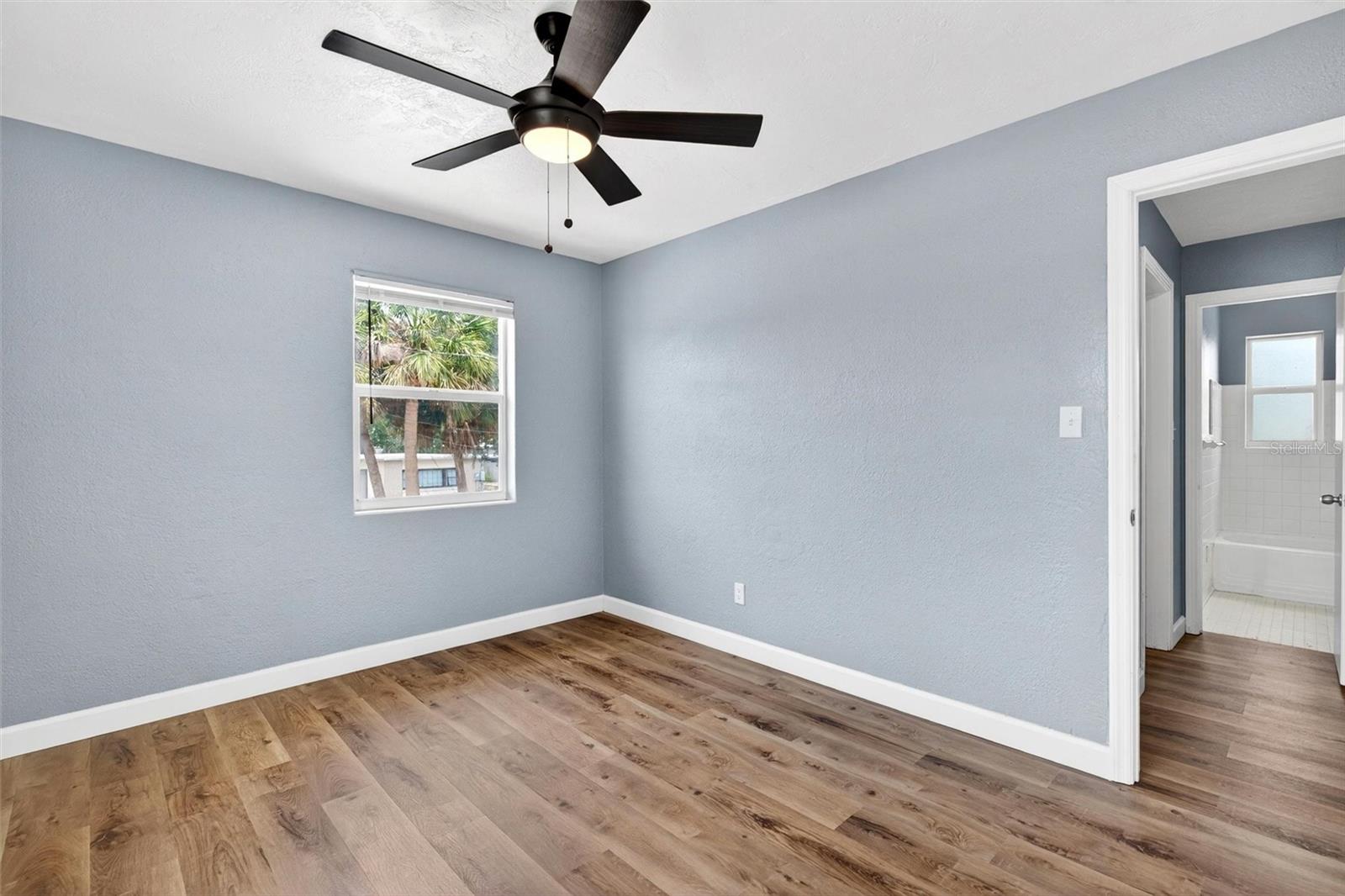 ESTATE DAYTONA - Residential Income