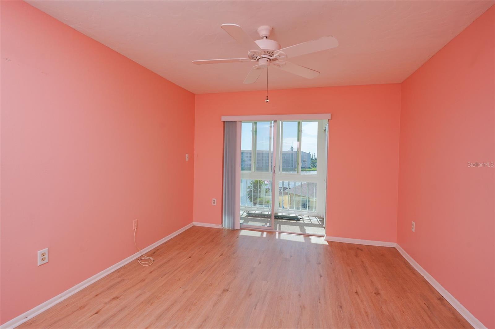 BAYSHORE ON THE LAKE APTS II SEC 2 - Residential