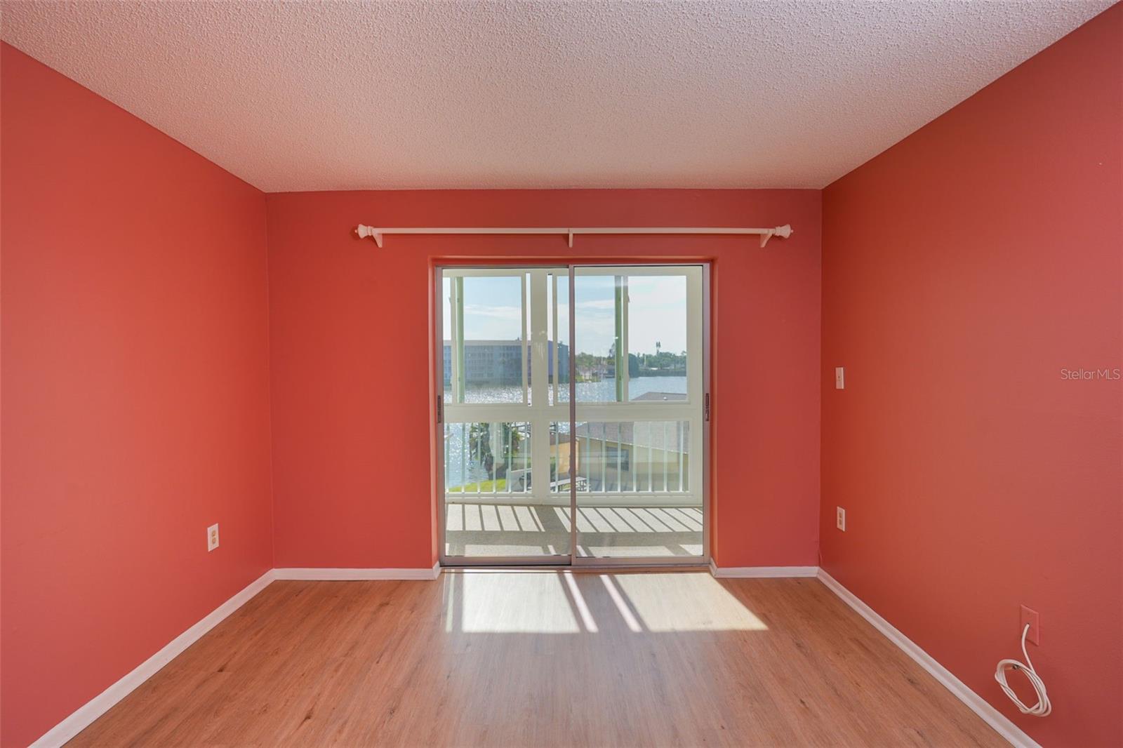BAYSHORE ON THE LAKE APTS II SEC 2 - Residential