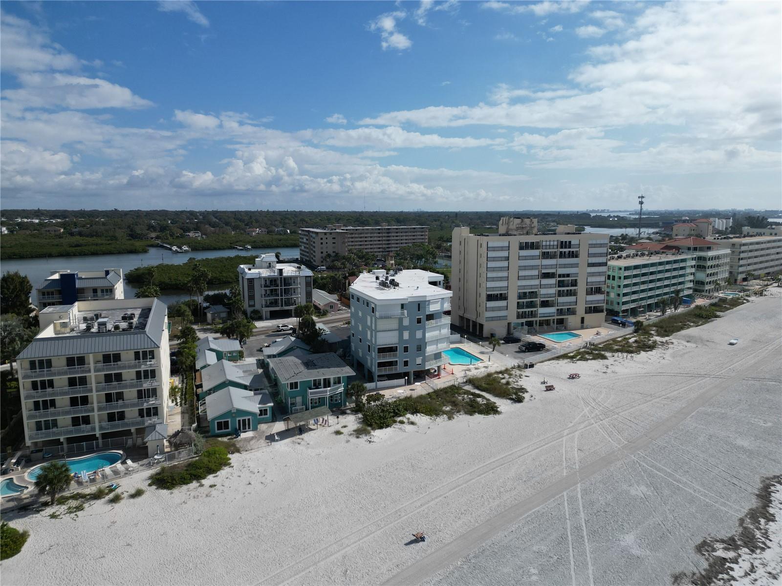 LAS OLAS CONDO - Residential