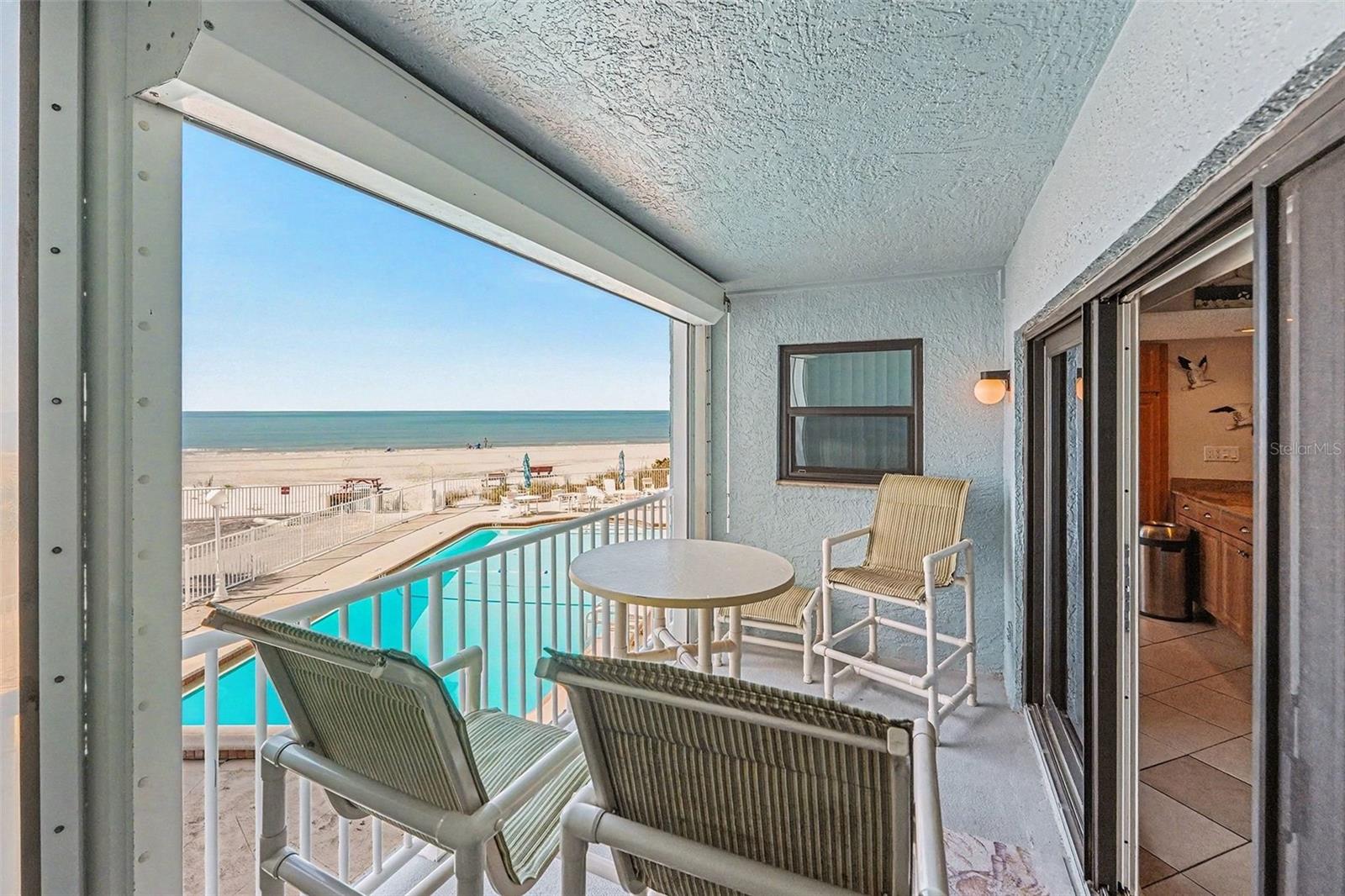 LAS OLAS CONDO - Residential